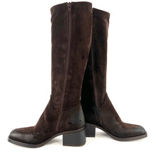 Load image into Gallery viewer, Botte Talon Trotteur en Daim Chocolat