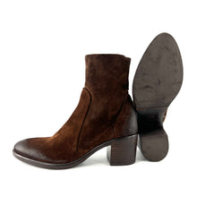 Load image into Gallery viewer, Boots Talon Trotteur Zippé Intérieur en Daim Café