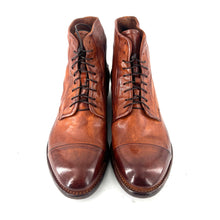 Charger l'image dans la galerie, Chaussure Lacets Montante en Cuir Cognac Patiné