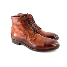 Charger l'image dans la galerie, Chaussure Lacets Montante en Cuir Cognac Patiné