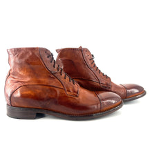Charger l'image dans la galerie, Chaussure Lacets Montante en Cuir Cognac Patiné