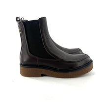 Load image into Gallery viewer, Chelsea Boots CASSIE en Cuir Grainé Marron