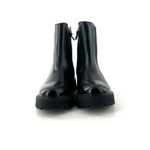 Load image into Gallery viewer, Boots Semelle Crantée JOYCE en Cuir Glacé Noir