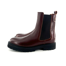 Load image into Gallery viewer, Boots Semelle Crantée JOYCE en Cuir Glacé Whisky