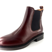 Load image into Gallery viewer, Chelsea Boots MAXINE en Cuir Whisky