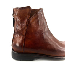 Charger l'image dans la galerie, Boots Zippé Arrière en Cuir Cognac Veiné