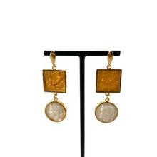 Load image into Gallery viewer, Boucles d'Oreilles en Plaqué Or et Résine Gold et Champagne