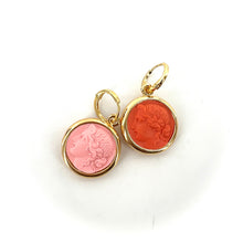 Load image into Gallery viewer, Boucles d'Oreilles Réversibles en Plaqué Or Orange / Rose Motif Statue Grecque