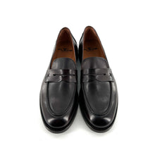 Load image into Gallery viewer, Mocassin en Cuir Marron Foncé
