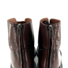 Charger l'image dans la galerie, Chaussure Lacets Montante Zippé Arrière en Cuir Cognac