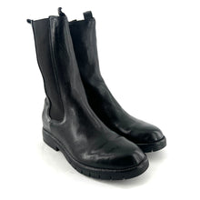 Charger l'image dans la galerie, Boots Tige Haute et Ajustée en Cuir Noir