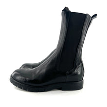 Charger l'image dans la galerie, Boots Tige Haute et Ajustée en Cuir Noir