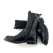 Charger l'image dans la galerie, Boots Tige Haute et Ajustée en Cuir Noir