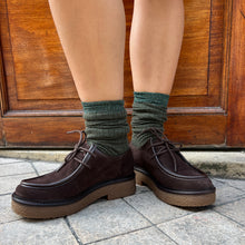 Load image into Gallery viewer, Derby ROBERTA Semelle Crêpe en Daim et Cuir Marron Foncé