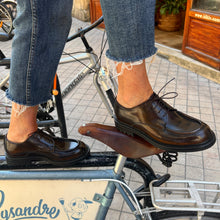 Charger l'image dans la galerie, Derby en Cuir Bicolore Glacé Marron / Bordeaux