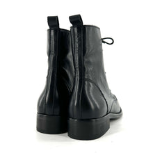 Load image into Gallery viewer, Chaussure Lacets Montante en Cuir Noir