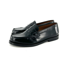 Load image into Gallery viewer, Mocassin en Cuir Noir