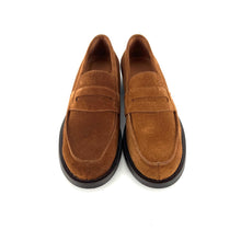 Load image into Gallery viewer, Mocassin en Daim Cognac