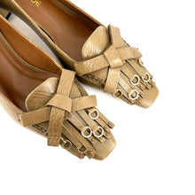 Load image into Gallery viewer, Escarpin Patte Frangée accessoires Dorés en Cuir Vert Tilleul