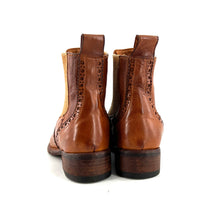 Charger l'image dans la galerie, Chelsea Boots Bout Fleuri en Cuir Cognac