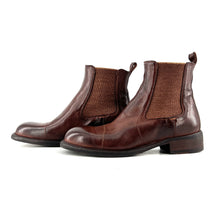 Load image into Gallery viewer, Chelsea Boots en Cuir Lavé Brucciato