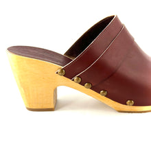 Charger l'image dans la galerie, Sabot en Cuir Tannage Végétal Camel