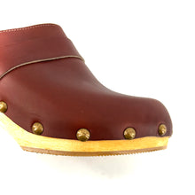 Charger l'image dans la galerie, Sabot en Cuir Tannage Végétal Camel