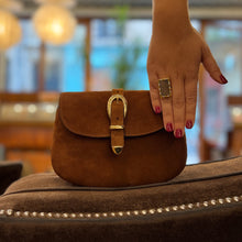 Charger l'image dans la galerie, Sac le COURCY FRIEDA en Velours Chocolat