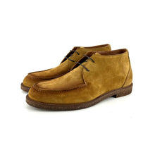 Load image into Gallery viewer, Chaussure Lacets Semi-Montante en Daim Marraca