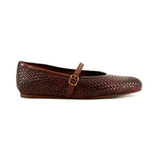 Load image into Gallery viewer, Ballerine en Cuir Tressé Cognac