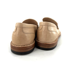 Charger l'image dans la galerie, Mocassin Patte Frangée en Cuir Blanc Cassé