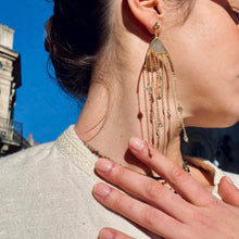 Load image into Gallery viewer, Boucles d'Oreilles Pendantes MINA Labradorite