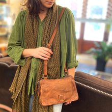 Charger l'image dans la galerie, Sac Double Zip Rabat Aimanté en Cuir Camel