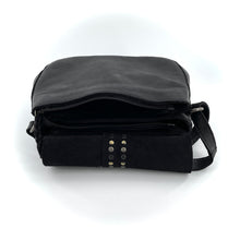 Load image into Gallery viewer, Sac Bandoulière Rabat Clouté en Cuir Noir PM