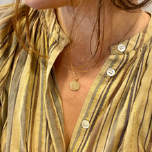 Charger l'image dans la galerie, Collier Ras-de-Cou HOPE 42cm Médaille Karma