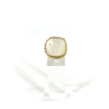 Charger l'image dans la galerie, Bague DONA en Nacre Blanche