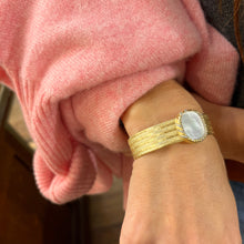 Load image into Gallery viewer, Jonc DONA en Nacre Blanche