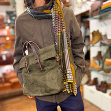 Load image into Gallery viewer, Sac BUSINESS REMIX en Toile Stonewashed Kaki
