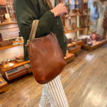 Charger l'image dans la galerie, Sac Mini WAY en Cuir Nuts