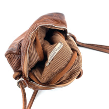 Charger l'image dans la galerie, Sac CUBE en Cuir Perforé Camel