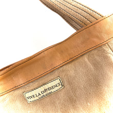 Charger l'image dans la galerie, Sac IN CITTA en Cuir Lavé Beige et Camel