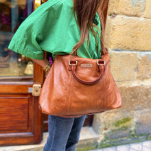 Charger l'image dans la galerie, Sac GARAGE en Cuir Caramel