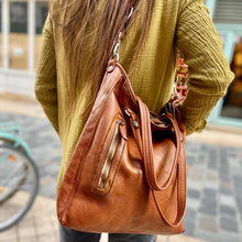 Charger l'image dans la galerie, Sac OUTDOOR en Cuir Caramel