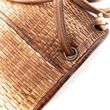 Charger l'image dans la galerie, Sac WALLET en Cuir Lavé Marron