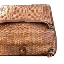 Charger l'image dans la galerie, Sac WALLET en Cuir Lavé Marron