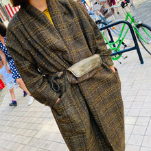 Load image into Gallery viewer, Manteau PAUL en Tweed Kaki et Noir