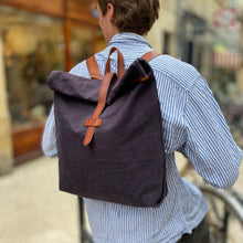 Charger l'image dans la galerie, Sac à Dos en Toile Marine et Cuir Camel