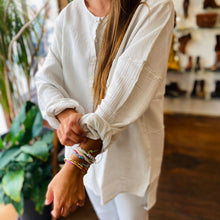 Load image into Gallery viewer, Chemise Oversize ANASTASIA en Double Gaze de Coton Craie