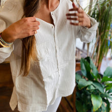 Load image into Gallery viewer, Chemise Oversize ANASTASIA en Double Gaze de Coton Craie
