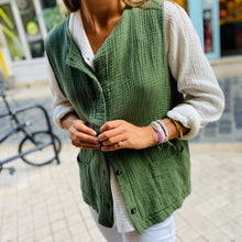 Charger l'image dans la galerie, Gilet Vert en Double Gaze de Coton